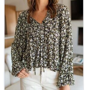Carly Jean Los Angeles Serena Blouse